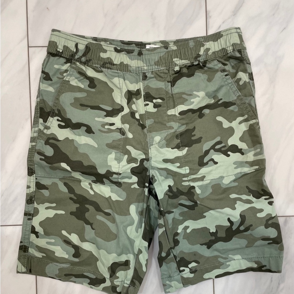 Boys size 10 shorts